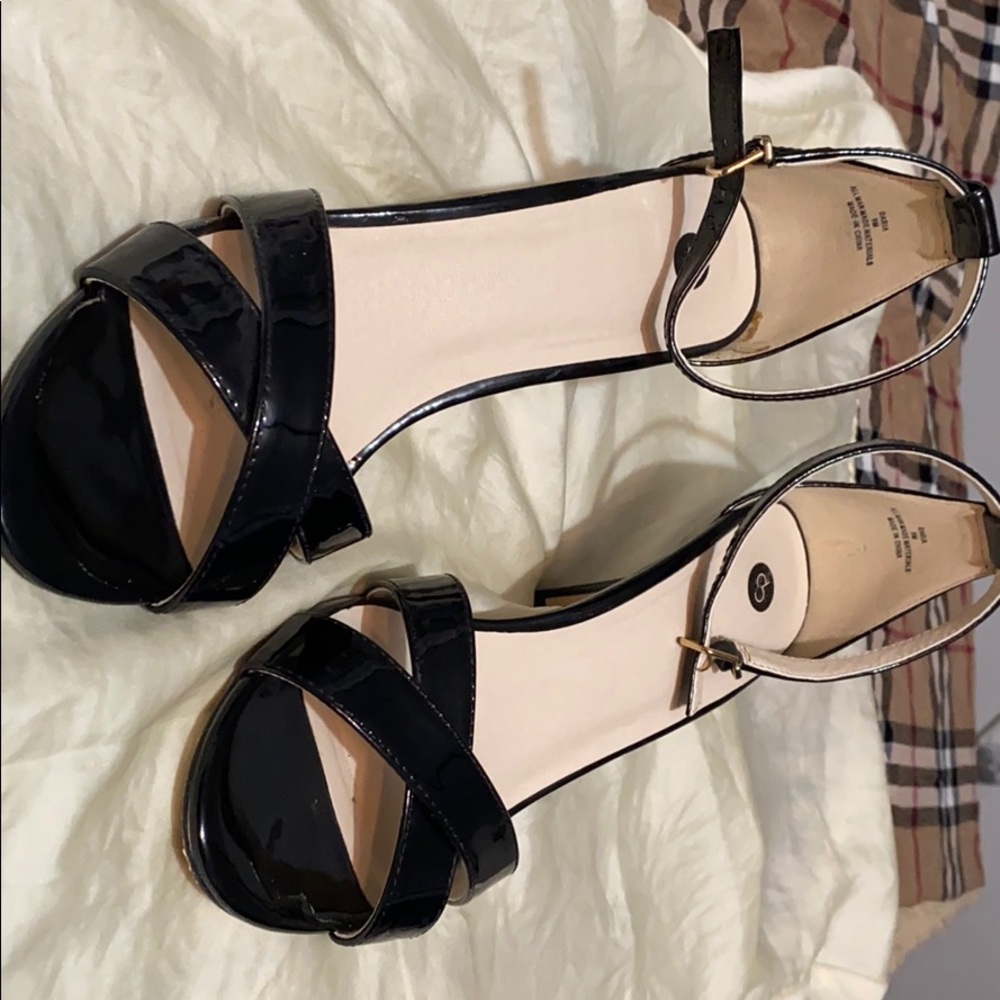Ladies shoes